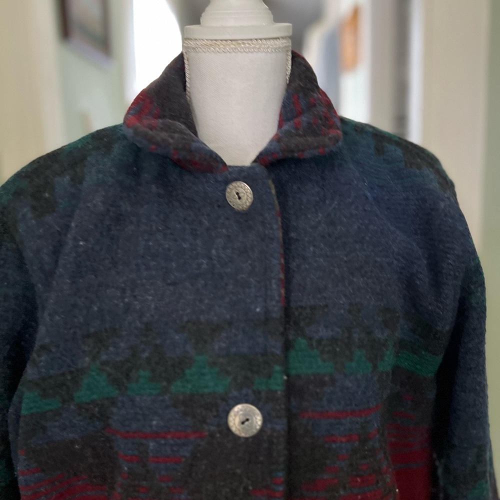 L.L. Bean Multicolor Patterned Jacket - Picture 5 of 14